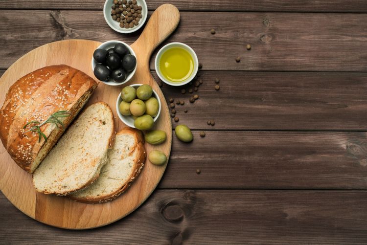 The Oil Showdown: Olive Oil vs. Coconut, Avocado, and Butter